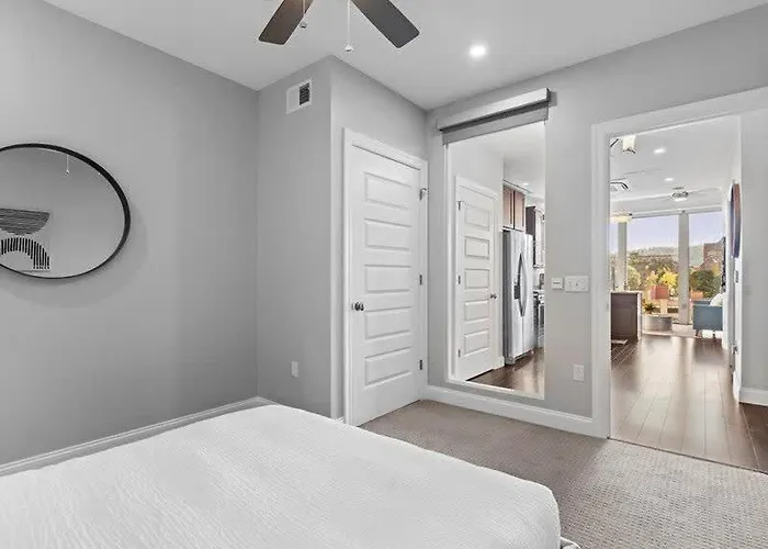 Cozysuites 1br, Ppg Paints Arena, Pitts Pittsburgh