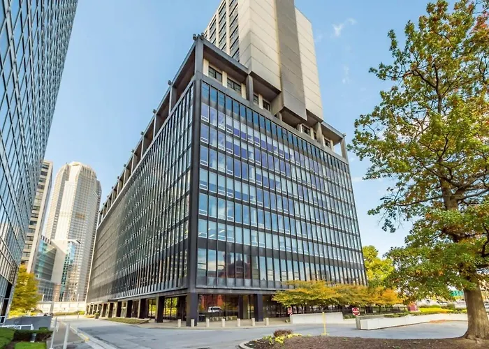 Cozysuites 1br, Ppg Paints Arena, Pitts *